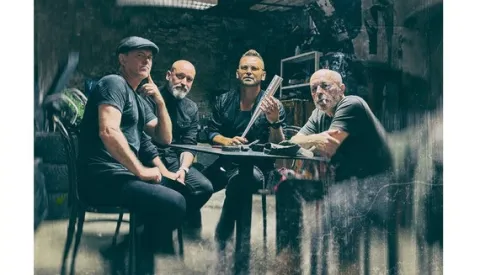 U pjesmi "Doživotno" udružili se Ivan Dečak, Aljoša Šerić, Nenad Borgudan i Petar Beluhan