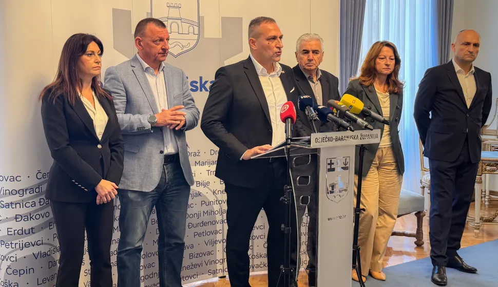 Osijek, 20. 09. 2025., Sastanak Nacionalnog kriznog stožera za kontrolu i suzbijanje ASK afrička svinjska kuga; nacionalni krizni stožer; Ivan Anušić; Nataša Tramišak; David Vlajčić; Tatjana Karačić