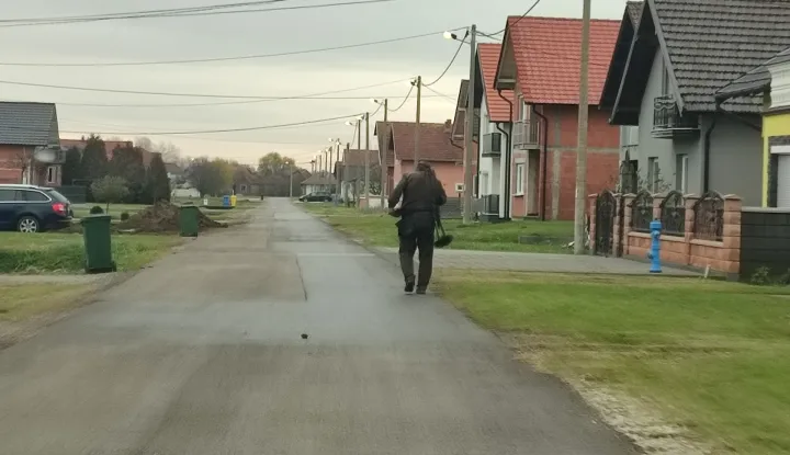 Dimnjačar u Županji, prosinac 2024.snimila Marija Lešić Omerović