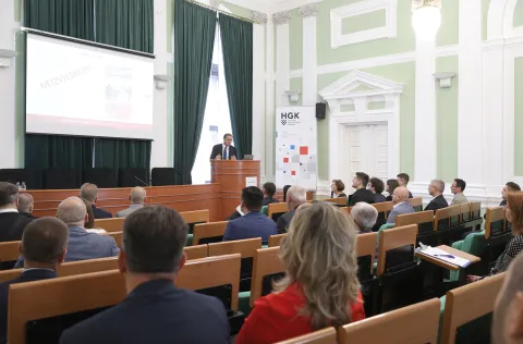 Osijek, 25. 09. 2025., Europska avenija 13, HGK, Hrvatska gospodarska komora, Županijska komora Osijek, Zlatna kuna, dodjela, Goran Šaravanja - Glavni ekonomist HGKSNIMIO BRUNO JOBST