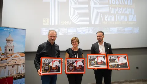 VINKOVCII na 3. izdanju Festivala turističkog i etno filma u gradu Krku, na istoimenom kvarnerskom otoku, trijumfirale su vinkovačke manifestacije – Vinkovačke jeseni i Rimski dani,rujan 2025.