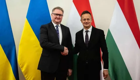 epa12369052 A handout photo made available by the Hungarian Ministry of Foreign Affairs and Trade (KKM) shows Hungarian Minister of Foreign Affairs and Trade Peter Szijjarto (R) and Ukraine's deputy prime minister for European and Euro-Atlantic integration Taras Kachka (L) during their meeting in Szijjarto's office in Budapest, Hungary, 11 September 2025. EPA/MINISTRY OF FOREIGN AFFAIRS HANDOUT HUNGARY OUTHANDOUT EDITORIAL USE ONLY/NO SALES