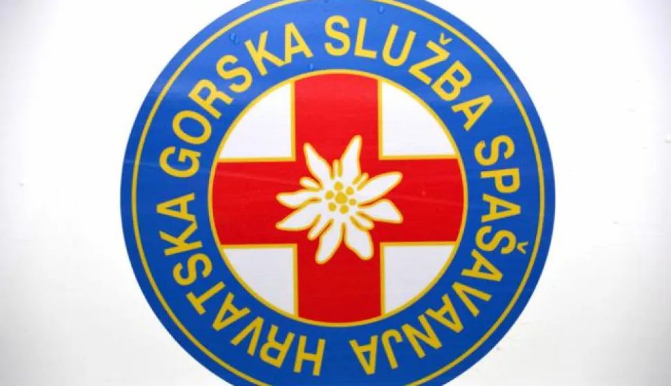 29.04.2015., Fazana - Oznake hitne pomoci u Hrvatske gorske sluzbe spasavanja Photo: Dusko Marusic/PIXSELL------1 stupac colornovosit