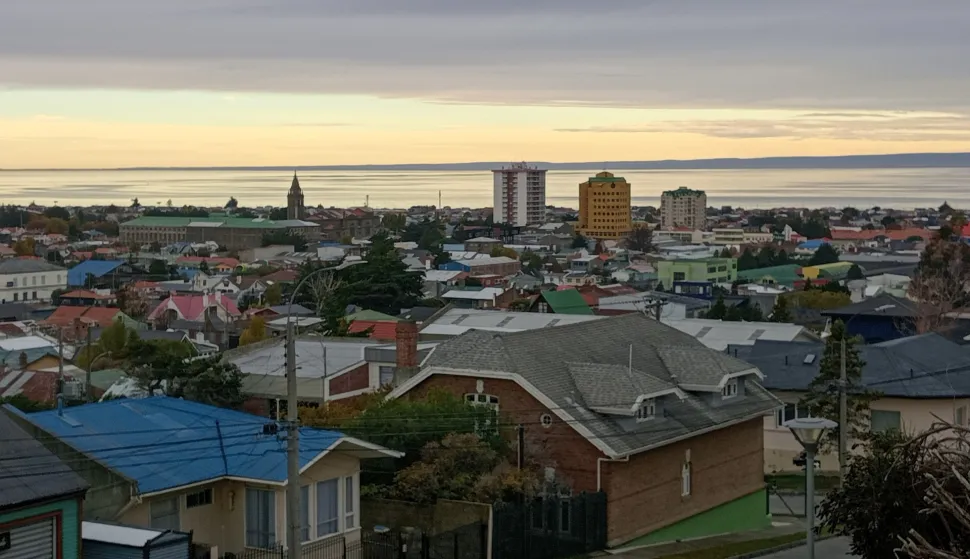 Punta Arenas, 17.06.2025 - Udruga stručnjaka i poduzetnika hrvatskog podrijetla organizirala je u gradu Punta Arenasu seminar otvoren za javnost na kojem su govorili o dolasku Hrvata u tamošnju južnu čileansku regiju Magallanes krajem 19. i početkom 20. stoljeća.foto HINA/ Miho Dobrašin/ ds