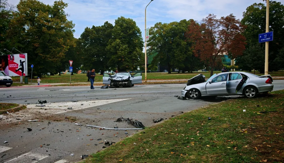 Sudar na križanju Vukovarske i Svačićeve ulice u Osijeku