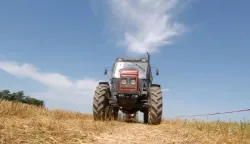 20.07.2012., Bjelovar, Berek - U organizaciji Opcine Berek i pokroviteljstvom Bjelovarsko-bilogorske zupanije odrzana 11. zavrsnica natjecanja oraca BBZ, koja je okupiila 10 natjecatelja u kategoriji ravnjak, tri u kategoriji premetnjak, te pet konjskih zaprega. Natjecanje povorke zaprega i traktora.Photo: Damir Spehar/PIXSELL