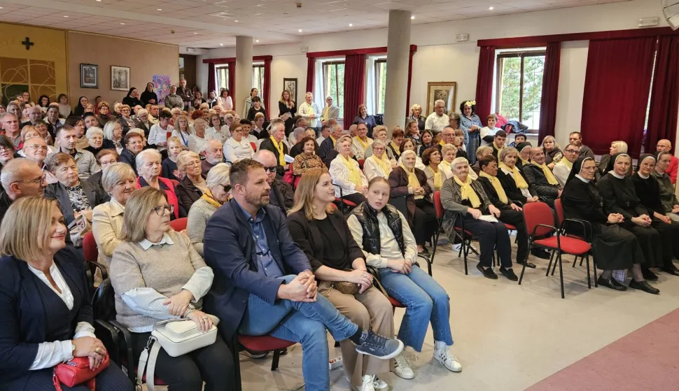 đAKOVO15 GODINA UdRUGE aMADEAlISTOPAD 2025.