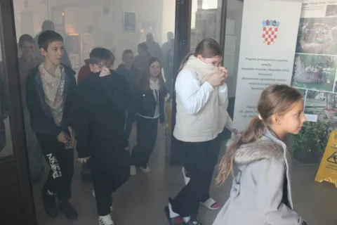 Vježba u &scaron;koli u Gunjifoto: Općina Gunja