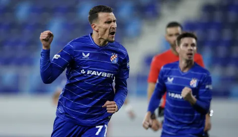 Bačka Topola, 02.10.2025 - Utakmica 2. kola Europske lige između nogometaša Maccabija iz Tel Aviva i Dinama. Na slici Dejan Ljubičić slavi postignuti zgoditak.foto HINA/ Danijel KASAP/ ds