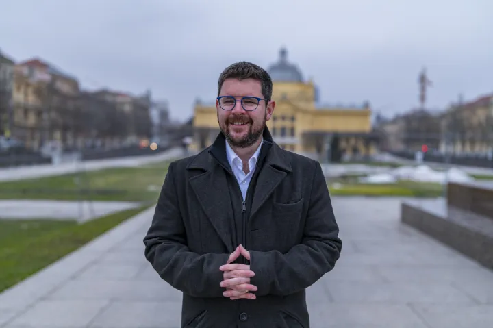 MAGAZINdoc. dr. sc. Ivan PerkovOdsjek za sociologijuSveučilište u ZagrebuFakultet hrvatskih studija