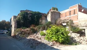 Ruševni objekt u centru Vukovara