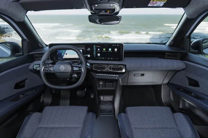 Renault 4 image bank media Test-Drive, on April 28th 2025 at Lisbonne, Portugal - Photo Clément Choulot/DPPI