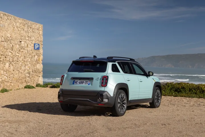 Renault 4 image bank media Test-Drive, on April 28th 2025 at Lisbonne, Portugal - Photo Clément Choulot/DPPI