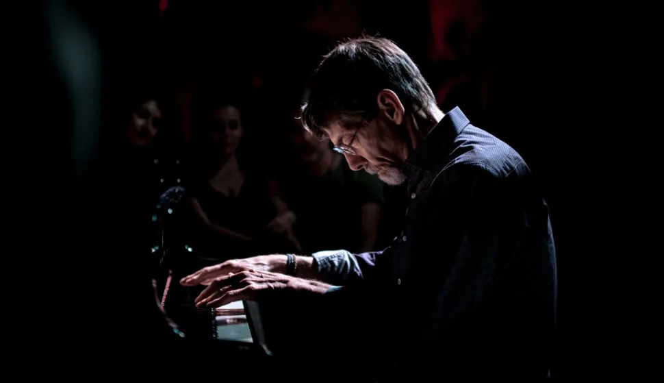Fred Hersch © Roberto Cifarelli #jazz #jazzphoto #jazzmusic #music #musician #robertocifarelliphotoAmerički jazz pijanist Fred Hersch