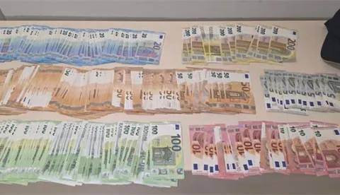 Na graničnom prijelazu Tovarnik nije prijavio gotovinu, novac, euri, ilustracija, carina