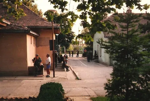 Vojarna Beli Manastir - dolazak Belgijskog bataljuna (Belbat) 1992. godine