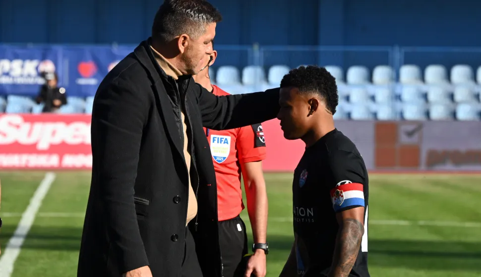 Vinkovci, 04.10.2025. - Susret 9. kola hrvatskog nogometnog prvenstva Vukovar 1991 - Hajduk. Na fotografiji Silvijio ?abraja. foto HINA/Gordan Pani?/ gp