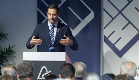 Zagreb, 07.10.2025. - Hrvatsko društvo za korporativno upravljanje i menadžment (CCGM) organiziralo je stručni skup "Može li Hrvatska imati održivi turizam?", na kojem su se okupili stručnjaci, znanstvenici i predstavnici turističkog sektora.Na fotografiji Tonči Glavina.foto HINA/ Edvard ŠUŠAK