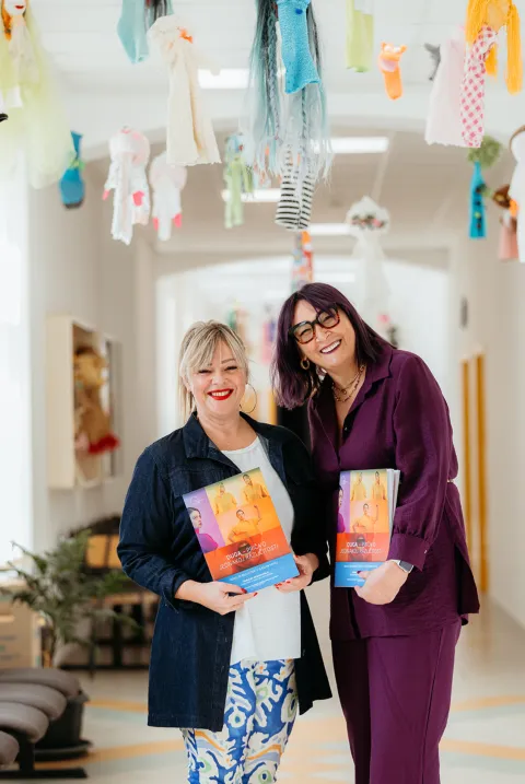 Promocija priručnika DUGA &ndash; PRIČA O JEDNAKOJ RAZLIČITOSTIVi&scaron;nja Vekić KljaićUSTUPLJENE FOTOGRAFIJE