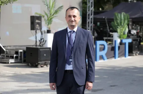 Osijek, 08. 10. 2025., FERIT, Dan karijera, studenti, student, poslovi, panel, otvorenje, Tomislav Matić - dekan FERITSNIMIO BRUNO JOBST