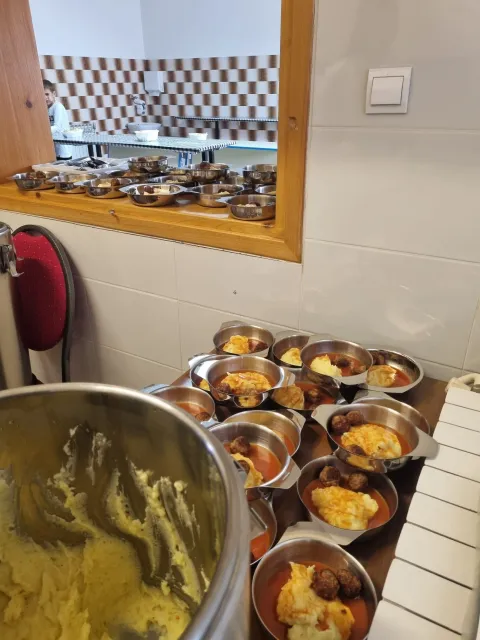 Kuhani obroci u školi u Posavskim Podgajcimafoto: ustupljeno