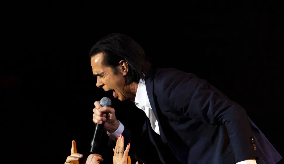 Nick Cave And The Bad Seeds en concert lors du festival "Rock en Seine" (25-28 ao&ucirc;t 2022) au parc de Saint-Cloud, le 26 ao&uuml;t 2022. &copy; Pierre Perusseau/Bestimage Nick Cave And The Bad Seeds in concert during the "Rock en Seine" festival (August 25-28, 2022) at Saint-Cloud park, August 26, 2022. Photo: Pierre Perusseau/Bestimage/BESTIMAGE