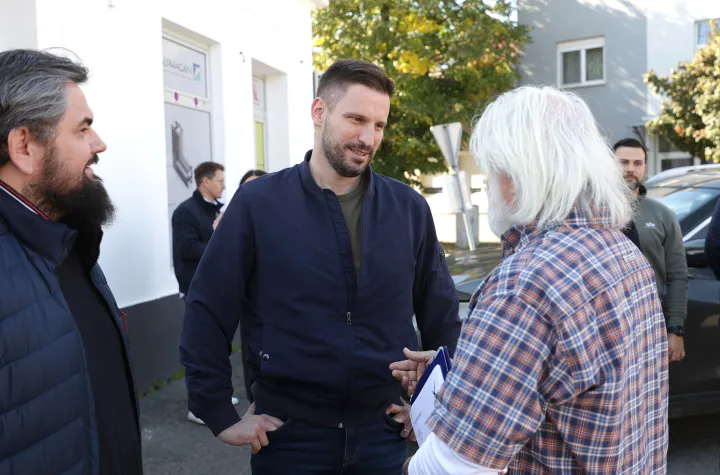 Osijek, 10. 10. 2025., Kanižlićeva 48b, početak radova, početak rušenja, ruševna zgrada, rušenje, obilazak radova, Ivan RadićSNIMIO BRUNO JOBST