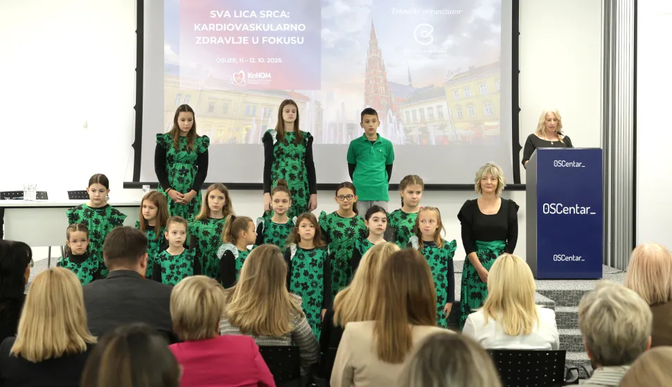 Osijek, 11. 10. 2025., IT centar, KOHOM, kongres za mlade liječnike, Sva lica srca, 2. Osječki simpozij; kardiovaskularno zdravlje u fokusuSNIMIO BRUNO JOBST