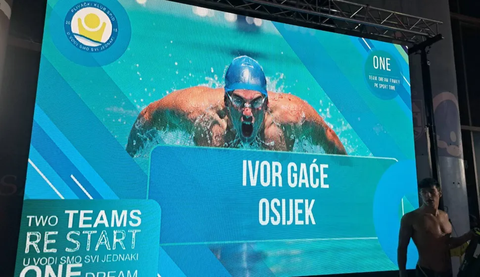 Ivor GaćeUSTUPLJENA FOTOGRAFIJA