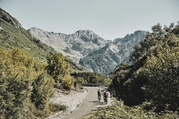 MAGAZIN ALBANIJE DARIOFotografije by Illyrian Loop