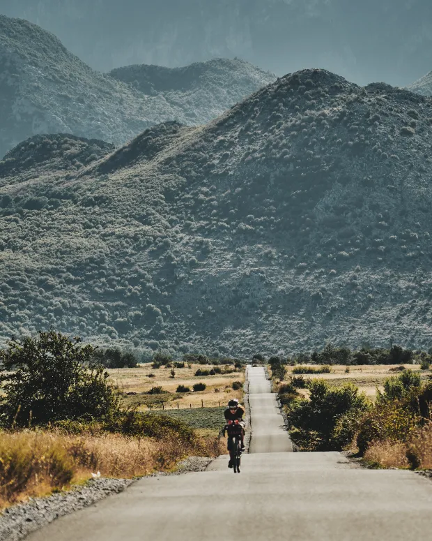 MAGAZIN ALBANIJE DARIOFotografije by Illyrian Loop