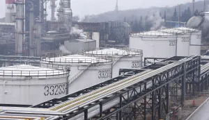 KOSTRENA, 12. 02.2025. RIJEKAINA INDUSTRIJA NAFTE RAFINERIJA RIJEKA URINJ TEMA SANACIJA ZAGADENJA ZAGADENJE MORA, CURENJE UGLJIKOHIDRATA....NAFTA, EKOLOGIJA, NA FOTO: SNIMIO SERGEJ DRECHSLER