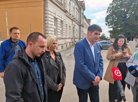Direktor tvrtke Hidroregulacija Dominik Nervo, upraviteljica Zatvora u Bjelovaru Anita Gregl i Zvonimir Penić