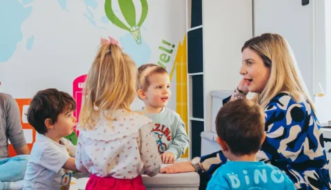 Engleski od pelena: Za&scaron;to je važno krenuti rano i za&scaron;to ne treba prekinuti pri polasku u &scaron;kolu?