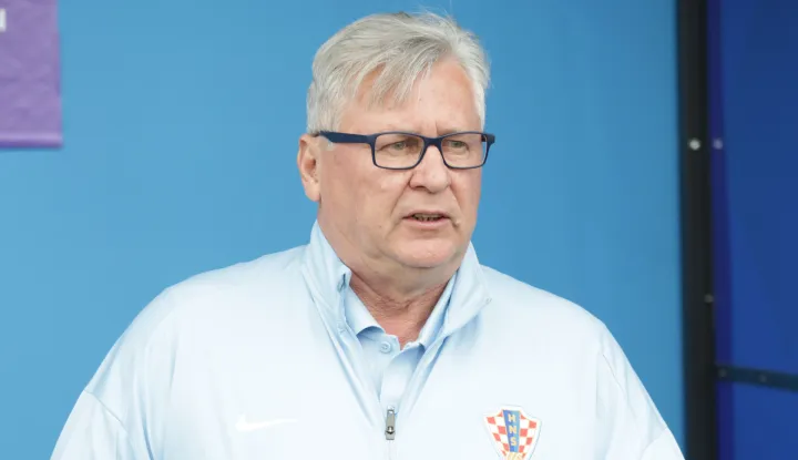 Zagreb, 08.04.2025. - Susret 4. kola skupine B4 Lige nacija za nogometašice između Hrvatske i Albanije. Na fotografiji selektor Hrvatske reprezentacije Nenad Gračan.foto HINA/ Admir BULJUBAŠIĆ/ abu