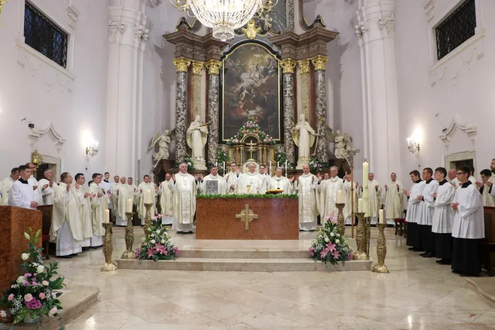 Požega, svetkovina sv. Terezije, zaštitnice požeške Katedrale