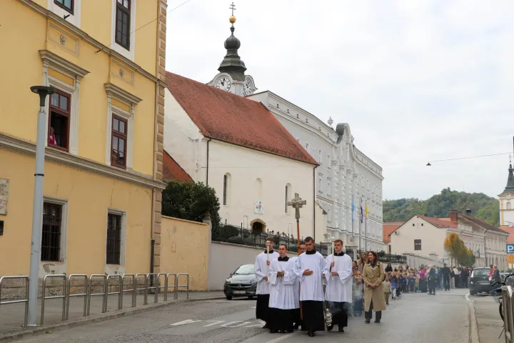 Požega, svetkovina sv. Terezije, zaštitnice požeške Katedrale