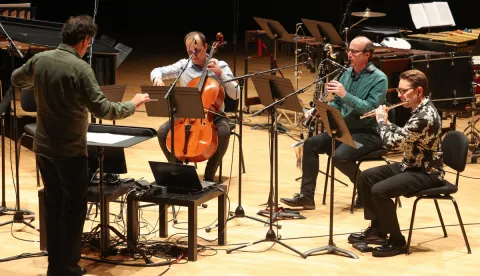 U dvorani Franjo Krežma u Kulturnom centru Osijek sinoć je svečano otvorena 62. Glazbena tribina Hrvatskog društva skladatelja, središnja godišnja manifestacija posvećena promociji suvremene hrvatske glazbe i autorskog stvaralaštva.