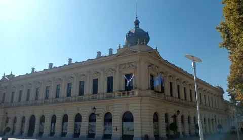 Slijedi unutarnja obnova Radničkog doma u centru Vukovara