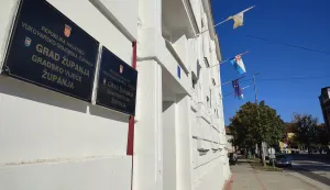 Ulaz u gradsku kućusnimila Marija Lešić Omerović