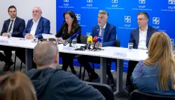 Zagreb, 20.10.2025 - Konferencija za novinare Hrvatske udruge poslodavaca (HUP) na kojoj se govorilo o tome kako je nužno prestati s umjetnim i naglim povećanjem troška rada, jer profitabilnost po zaposlenom u Hrvatskoj ostaje znatno ispod prosjeka Europske unije, što otežava ulaganja u produktivnost i razvoj. Na fotografiji Goran Petranović, Marijan Batina, Irena Weber, Mislav Balković, Hrvoje Stojić.foto HINA/ Daniel KASAP/ dk
