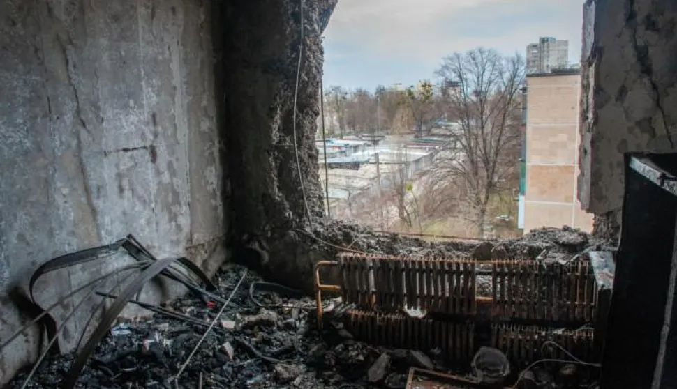 HarkIv, 10.4.2022.- Svakodnevni ћivot u naseljima Severnaja Saltivka i Pavlove Pole u harkivu. foto HINA/ PAP/ Mykola Kalyeniak/ ua