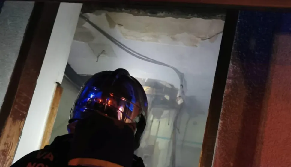 Požar u Policijskoj postaji Nova Gradiška, ilustracija, vatrogasci