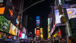 Hrvatski brend među svjetskim velikanima: Vegeta zasjala na Times Squareu, listopad 2025.