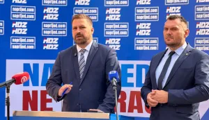 ĐakovoPresica HDZ-a - Marin Mandarić, gradonačelnik predstavio kampanju i slogan stranke za nove izbore za GV ĐakovaListopad 2025.