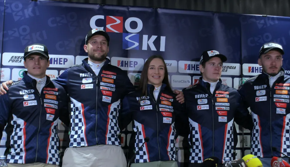 Zagreb.21.10.2025.- Održana je konferencija za medije Hrvatskog skijaškog saveza povodom početka nove sezone.Na slici Tvrtko Ljutić,Samuel Kolega,Leona Popović,Filip Zupčić i Istok Rodeš.Foto HINA/Tomislav Pavlek/ tp