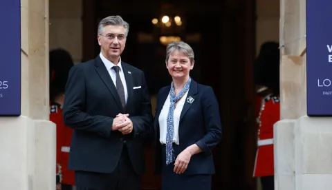 epa12472596 Croatian Prime Minister Andrej Plenkovic (L) is greeted by British Foreign Secretary Yvette Cooper ahead of the Western Balkans Summit at Lancaster House in central London, Britain, 22 October 2025. The UK is hosting this annual summit, also known as the Berlin Process, a five-year programme focusing on six western Balkan countries which are not members of the EU: Albania, Bosnia and Herzegovina, Kosovo, Macedonia, Montenegro and Serbia. EPA/NEIL HALL/POOL