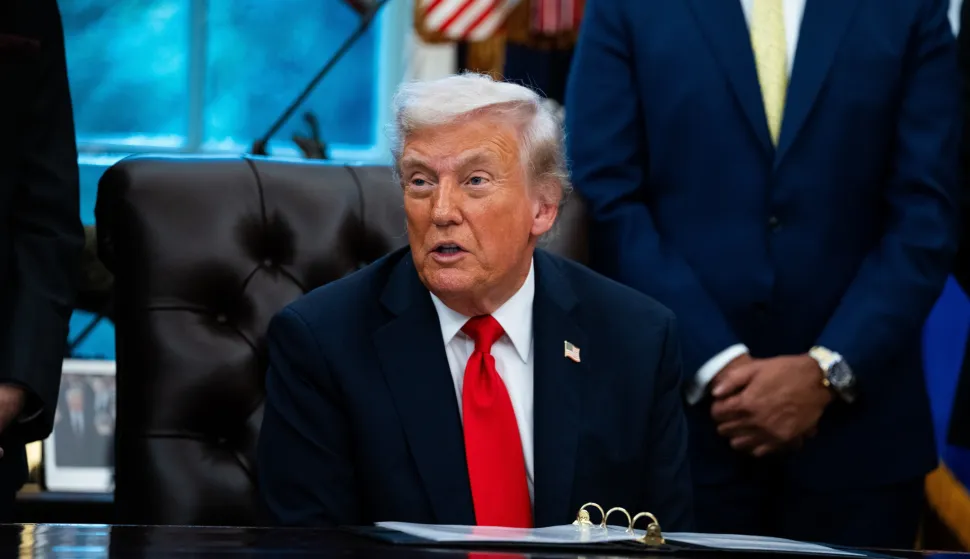 epa12471553 US President Donald Trump speaks during a Diwali celebration in the Oval Office of the White House in Washington, DC, USA, 21 October 2025. EPA/ALLISON ROBBERT/POOL