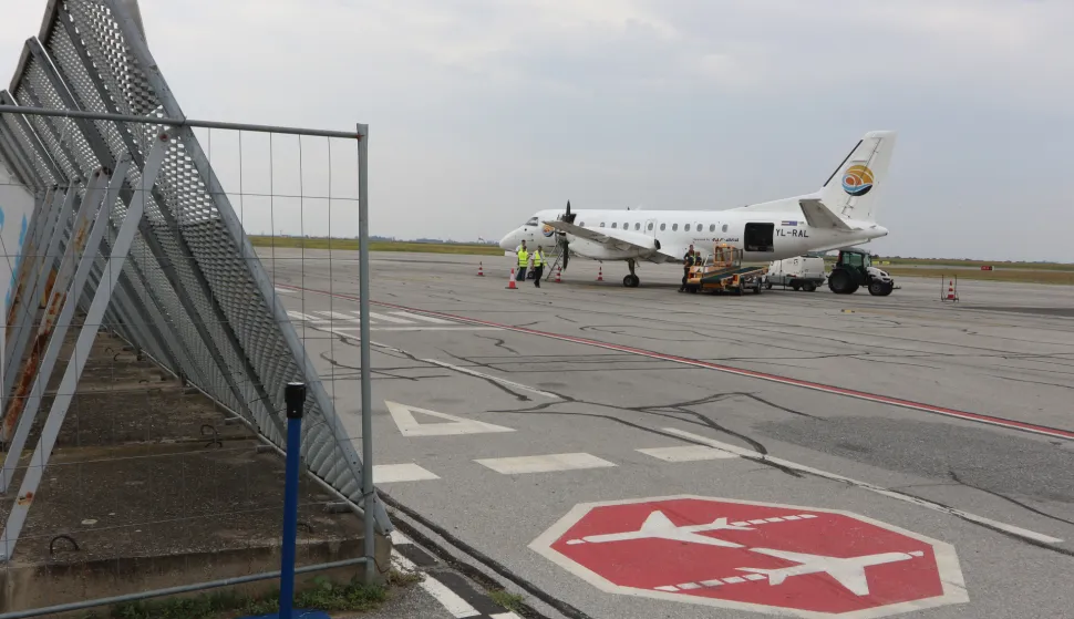 Osijek, 21. 08. 2025, Klisa, Zračna luka Osijek, ZLO. Radovi na obnovi Zračne luke se odvijaju zajedno s prmoetom i letovima iz Osijeka...snmio GOJKO MITIĆ