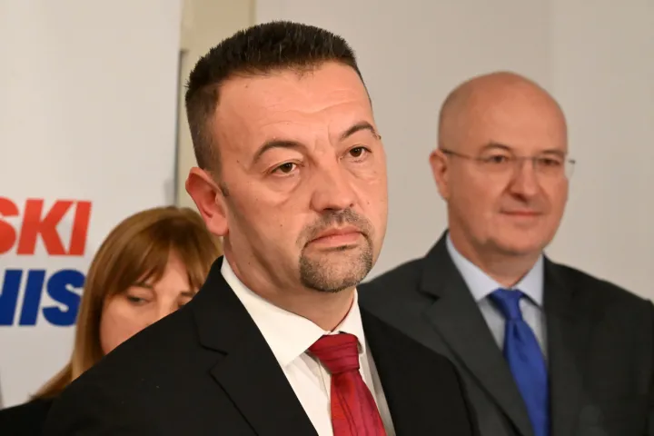 Vukovar, 25.10.2025. - Izborni sabor Hrvatskih suverenista odr?an je u Kongresnoj dvorani Rodne ku?e Lavoslava Ru?i?ke. Na fotografiji Marijan Pavli?ek. foto HINA/ Gordan Pani?/ gp